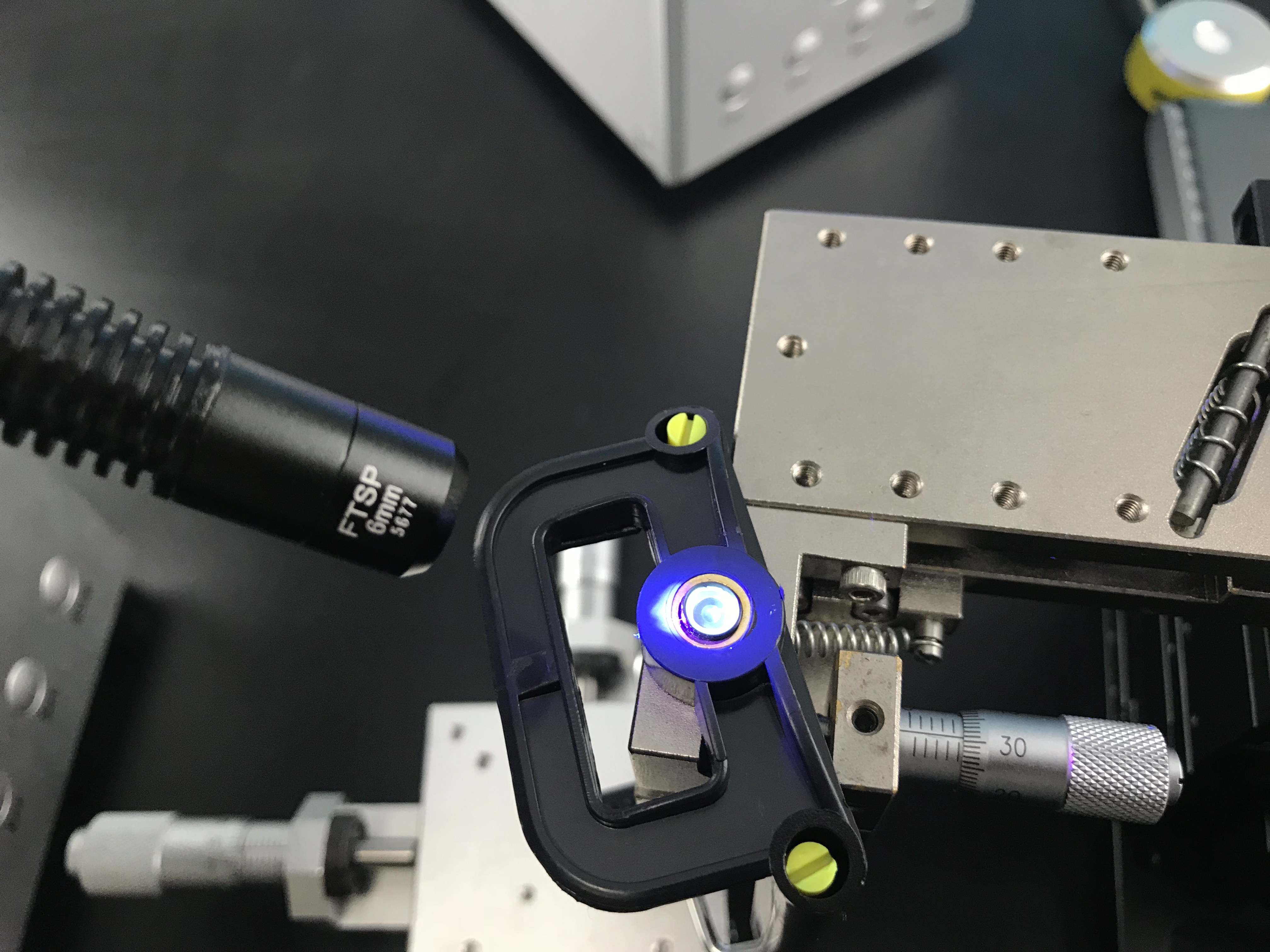 【UV膠水】的折射率是什么？不同的折射率該如何選擇？